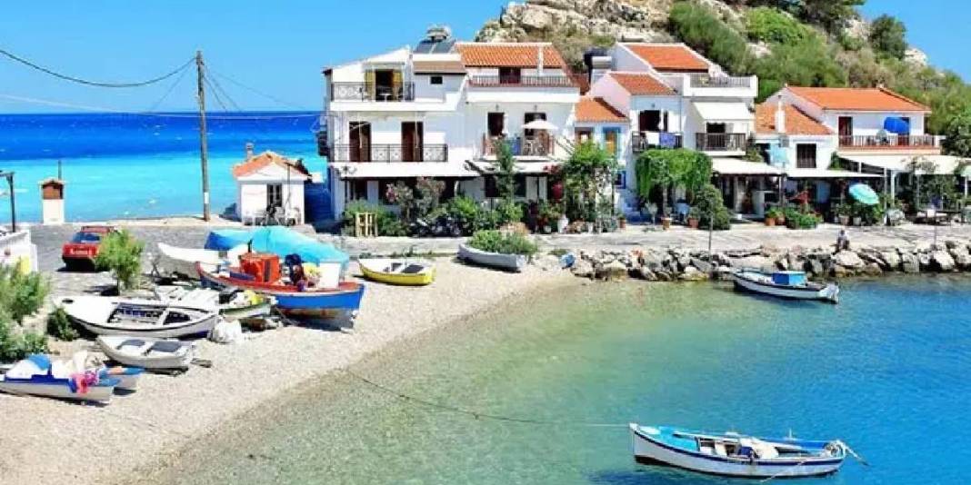 Tatilde yeni trend belli oldu! Cebini düşünen bayram öncesi akına başladı: Yazın gözdesi de Çeşme değil burası olacak! 4